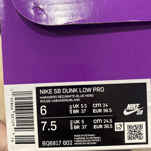 “Bart Simpson” Nike SB Dunk Low Pro sneakers - Picture 3 of 3